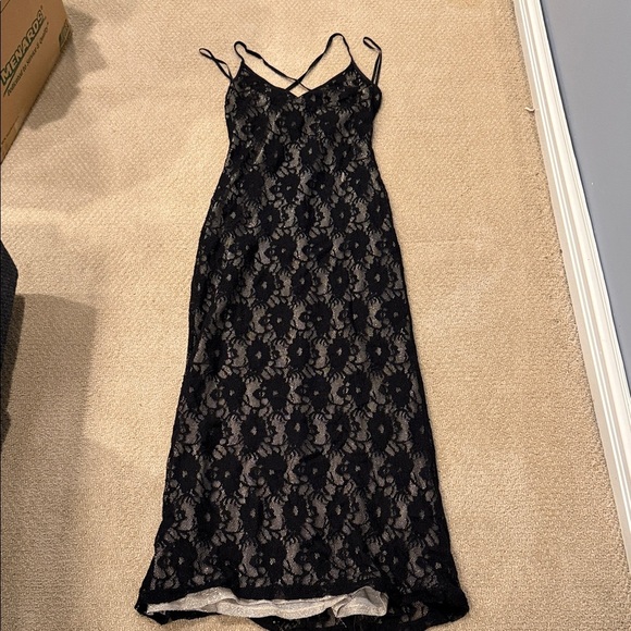 Rampage Black Lace Dress - Picture 3 of 3